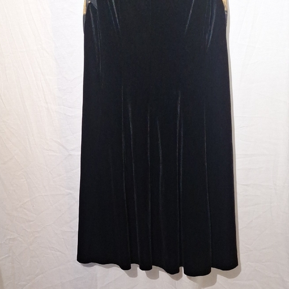 Formal Maxi Dress, Black And Gold, Floral Rose Design, Robbie Bee, Sz 16, NWOT - Picture 12 of 14